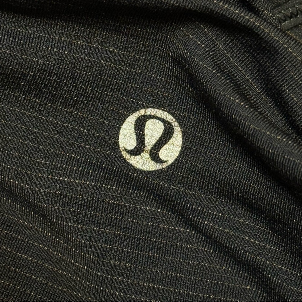Lululemon Scrunch Back Clinch Waistband Racerback Tank – Black Stripe, Size 6 - Picture 6 of 8